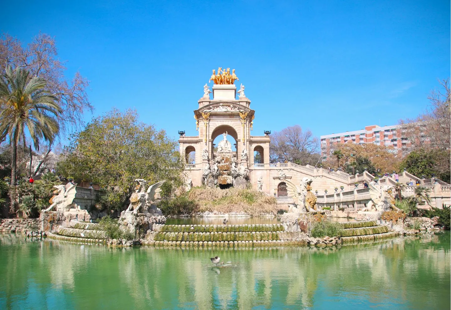 Pasear juntos por el Parc de la Ciutadella